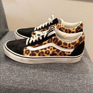 Vans Leopard Print and Black Sneakers Women size 9